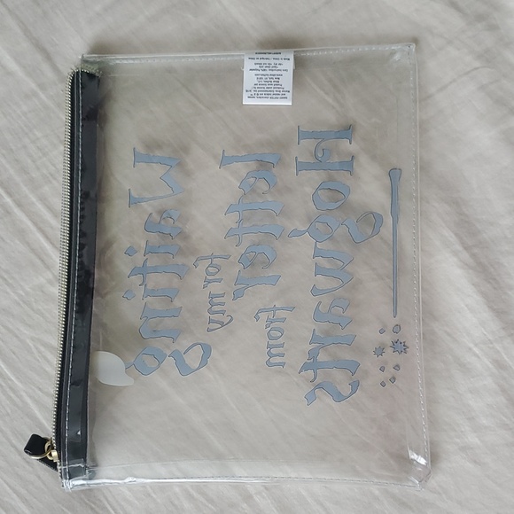 Harry Potter Clear Makeup Pouch - Picture 2 of 2